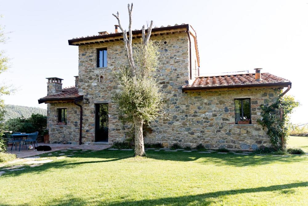 Villa Privata Con Piscina A Riparbella Castellina Marittima Buitenkant foto